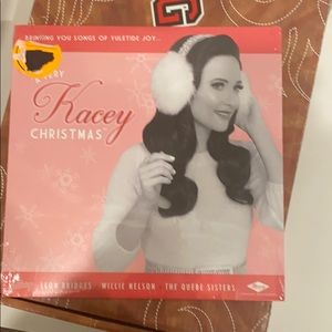 A very kacey Christmas record